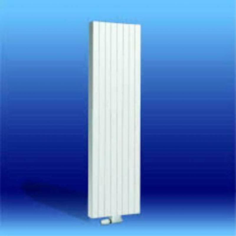 Henrad Alto Line radiator 200 cm hoog,voorplaat met streepje