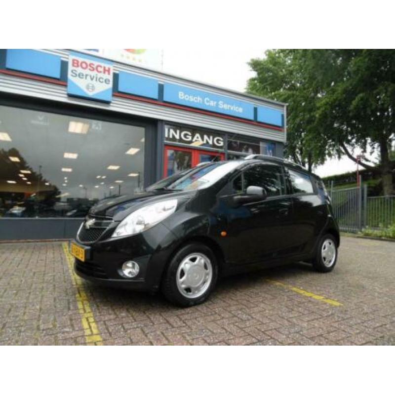 Chevrolet Spark 1.0 16V LT AIRCO RADIO CD / MP3 3 maanden ga