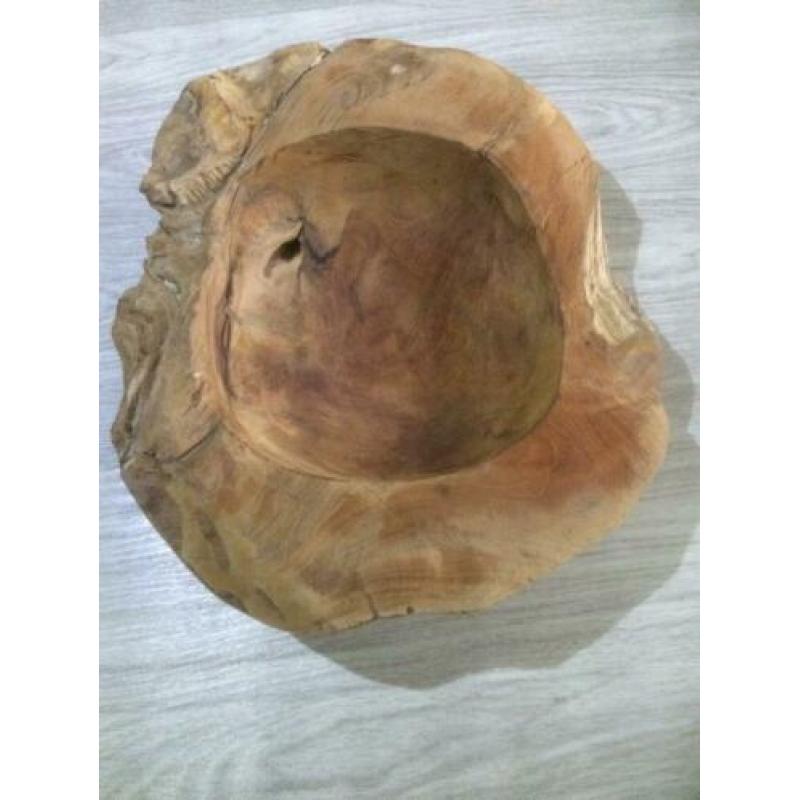 Mooi onbehandeld teak houten schaal +/- 30 cm rond