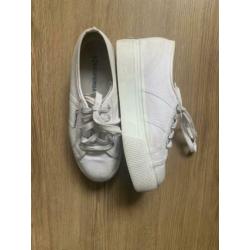 Superga wit maat 36