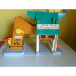 fisher price western town en lift and load depot