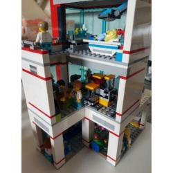 Lego City 60204 Ziekenhuis