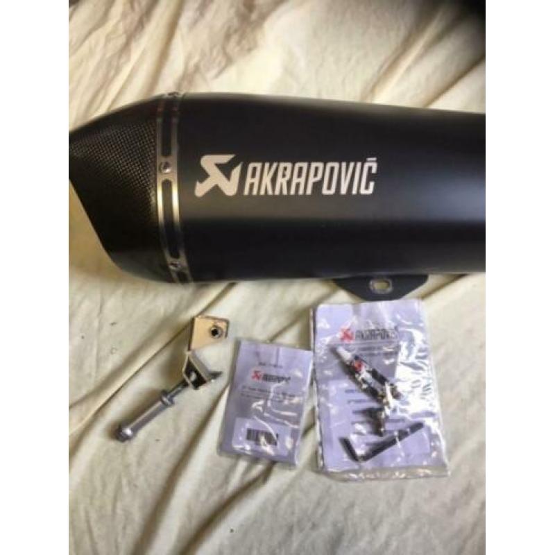 Akrapovic Slip-on Line RVS Black