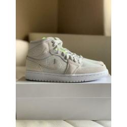 Nike air jordan 1 mid vast grey ghost green