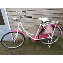 Te koop: nette en goedwerkende omafiets