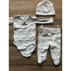 Babykleding maat 50 en 56