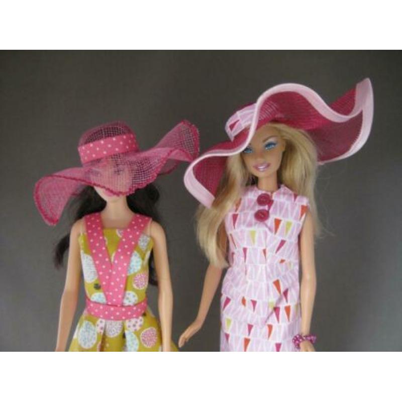 Barbie kleding / Kleertjes Pink Ladies