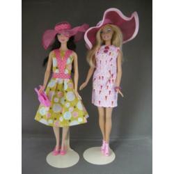 Barbie kleding / Kleertjes Pink Ladies