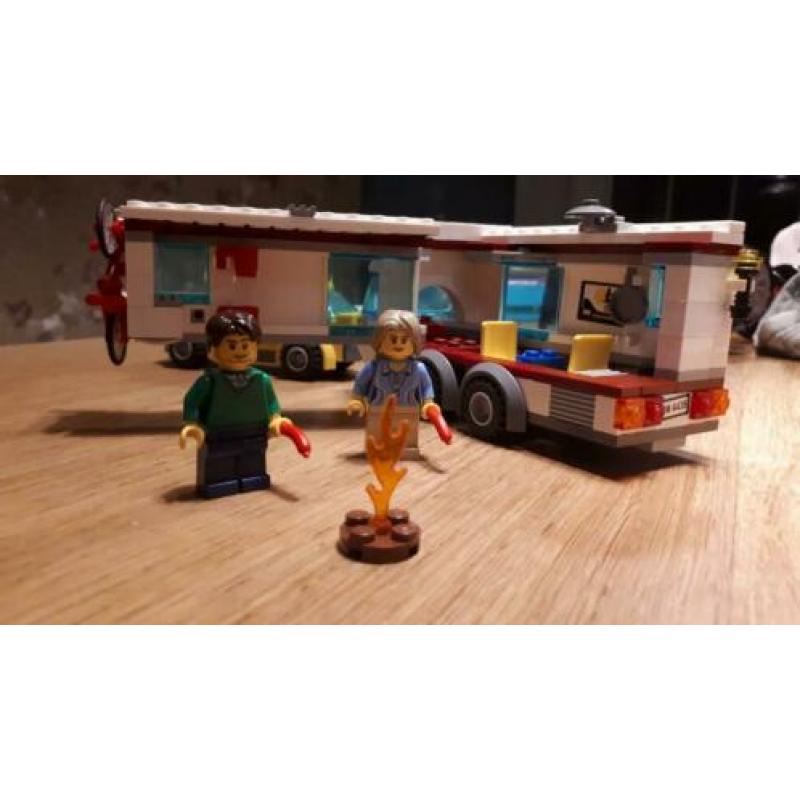 4436 lego auto met caravan