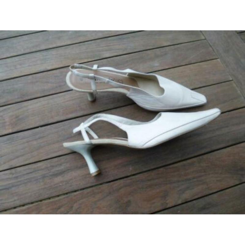 Mooie TAMARIS slingbacks maat 40