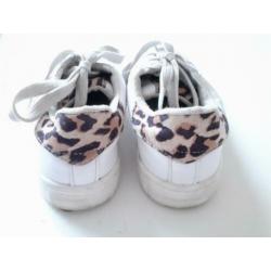 Sneakers wit leopard panter print maat 29 CUPCAKE COUTURE