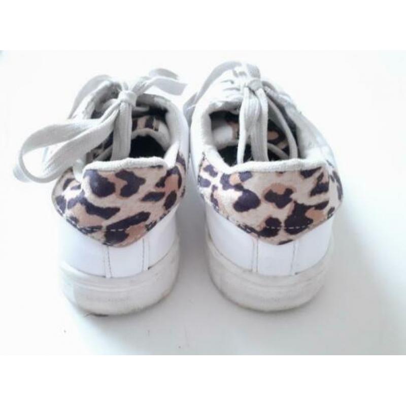 Sneakers wit leopard panter print maat 29 CUPCAKE COUTURE