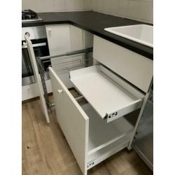 Ikea keuken (wit) + apparatuur