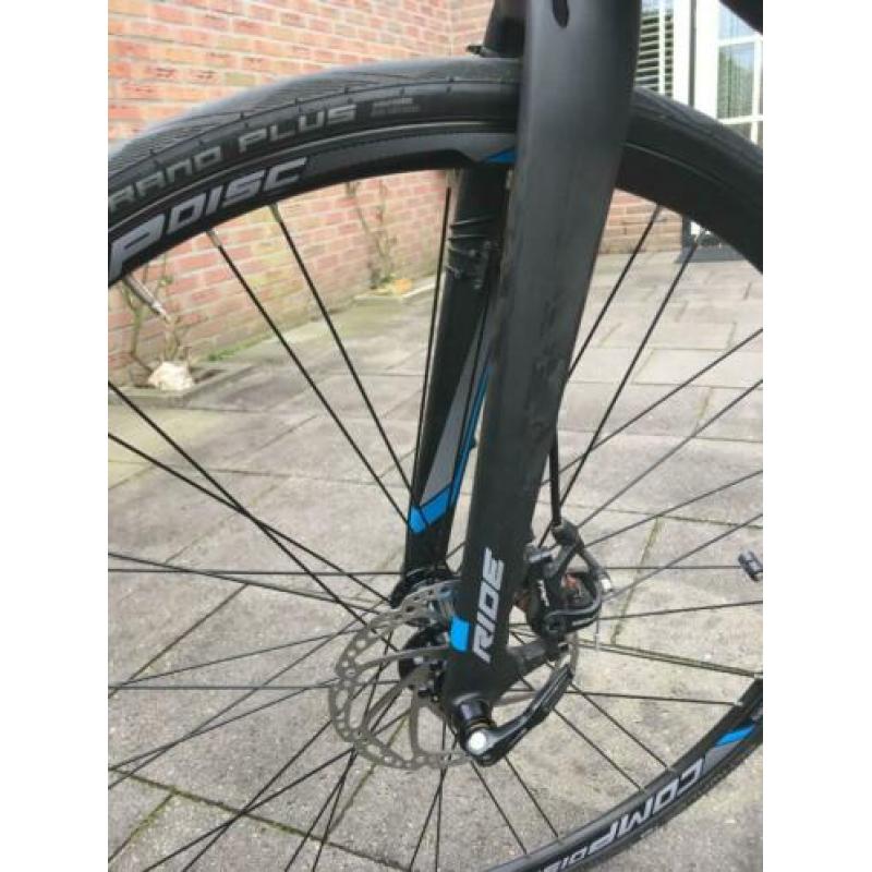 Mooie Merida Ride Disc 3000 racefiets