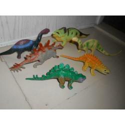 6 Mooie Speelgoed Dino's / Dinosaurussen