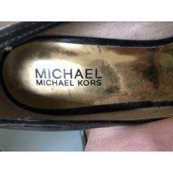 Prachtige zwarte Michael Kors leren peeptoe pumps