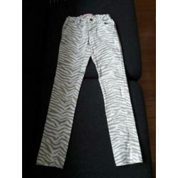 Retour 146 / 11 zebraprint slim stretch beige jeans meisje