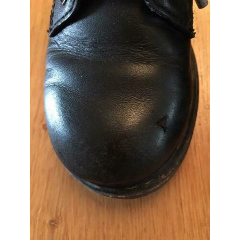 Dr Martens zwart maat 28