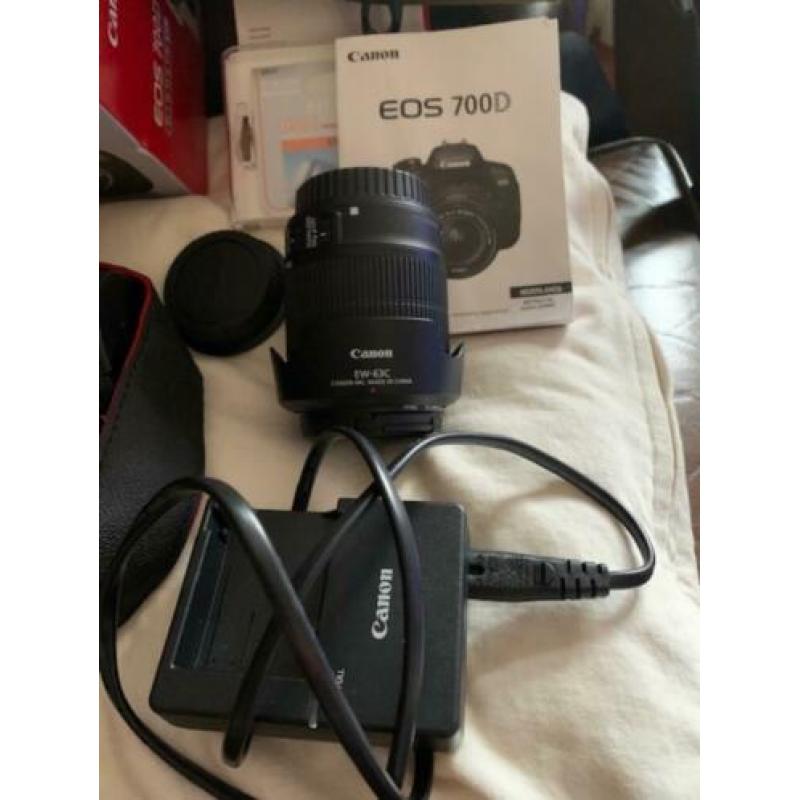 canon 700D spiegelreflex camera