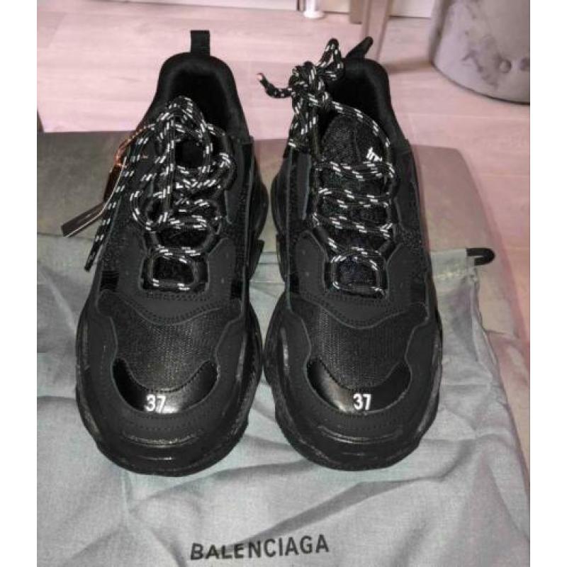 Balenciaga Triple S