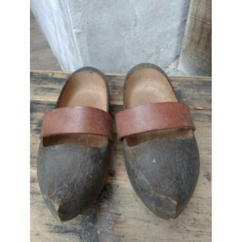 Oude brocante houten klompen wooden shoes *Etage3*