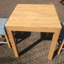 2 bartafels, statafel, hangtafel met 6 krukken van Hutten