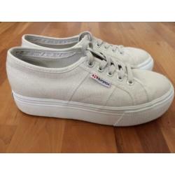 Superga platforms maat 37 beige