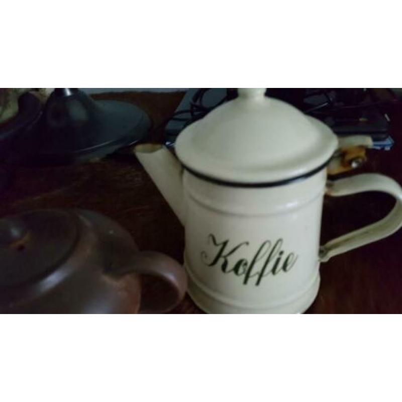 Leuke antieke koffiepot /theepot landelijk brocante