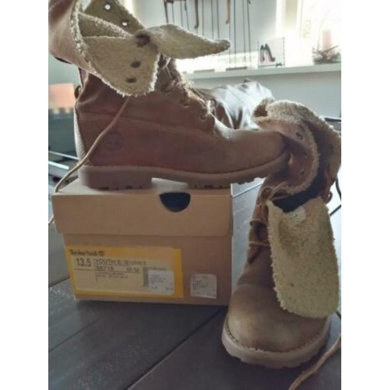 TIMBERLAND halfhoge SCHOENEN / LAARZEN, maat 32 / maat 13,5