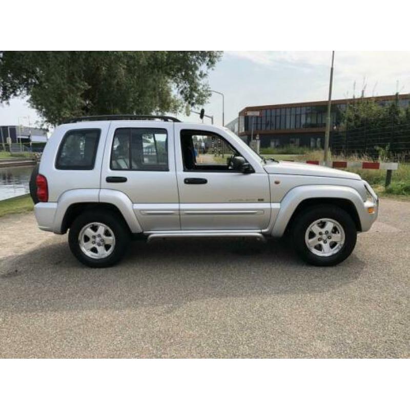 Jeep Cherokee 3.7i V6 Limited /Youngtimer/NAP/LPG-G3/nette a