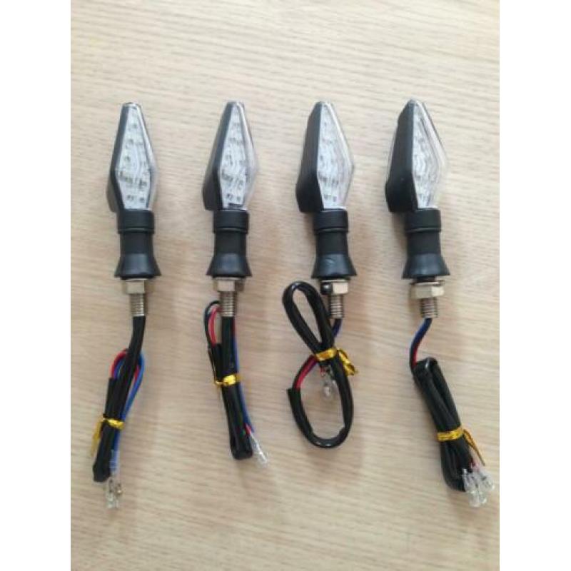 4 stuks Nieuwe led motor knipperlichten