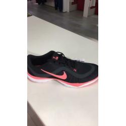 NIKE FLEX TRAINER MAAT 41 nu €39 incl verzenden