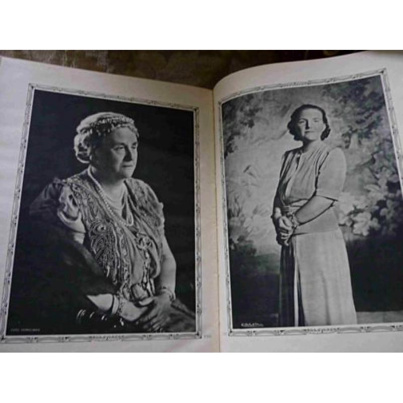 Gedenkboek regerings jubileum Koningin Wilhelmina 1948