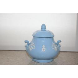 lief potje van wedgwood BLAUWSTEEN