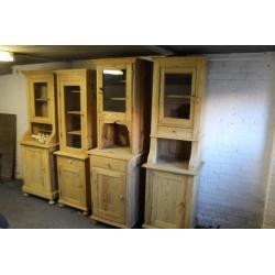 3 antiek geloogd grenen buffet kasten