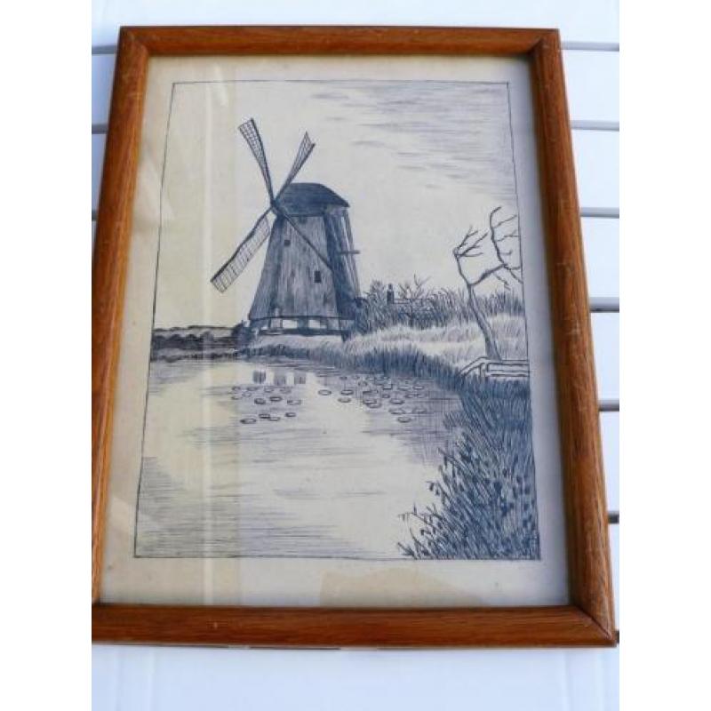 Tekening van molen aan het water in houten lijst, gesigneerd