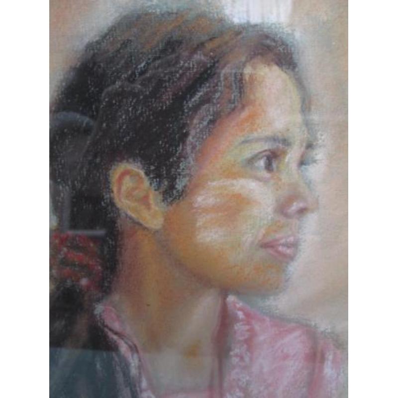 Pastel Portret Meisje met Roze Jurk Koh Tao Christa Hoek