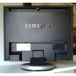 Samsung TV met afstandbediening