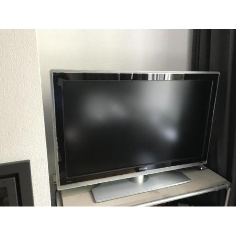 Philips 47 inch LCD televisie incl. Ambilight 3 47PFL9732D