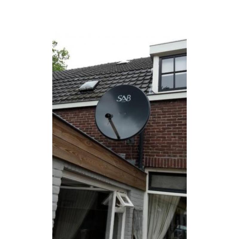 SAB schotelantenne 110 cm met motor en decoder