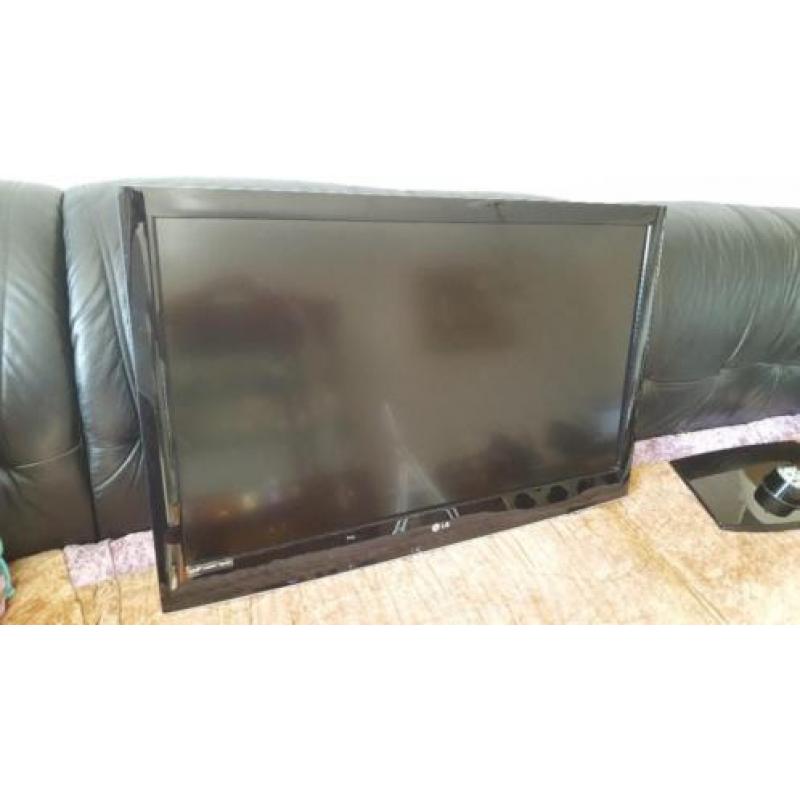 LG televisie | 42 inch | Full HD