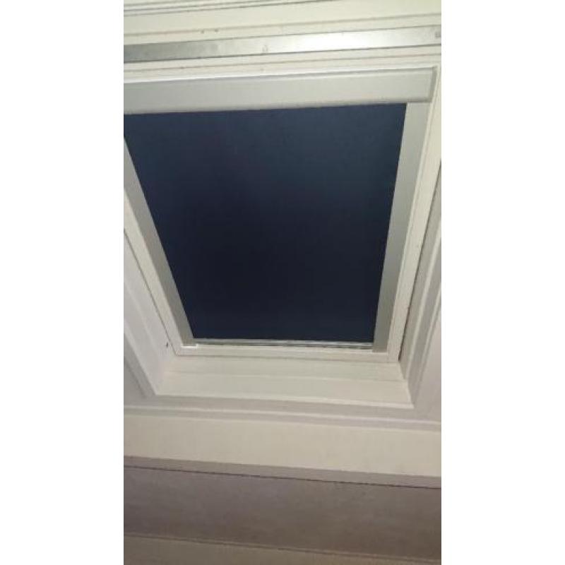 Velux verduisterend rolgordijn Ggl 304