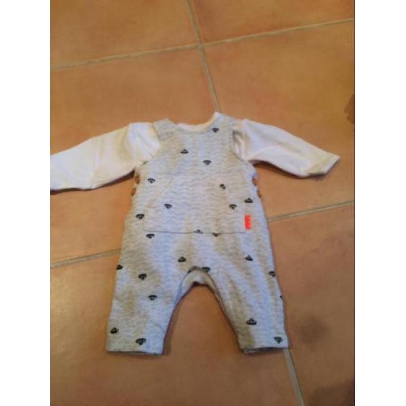 Baby kleding maat 50 en 56