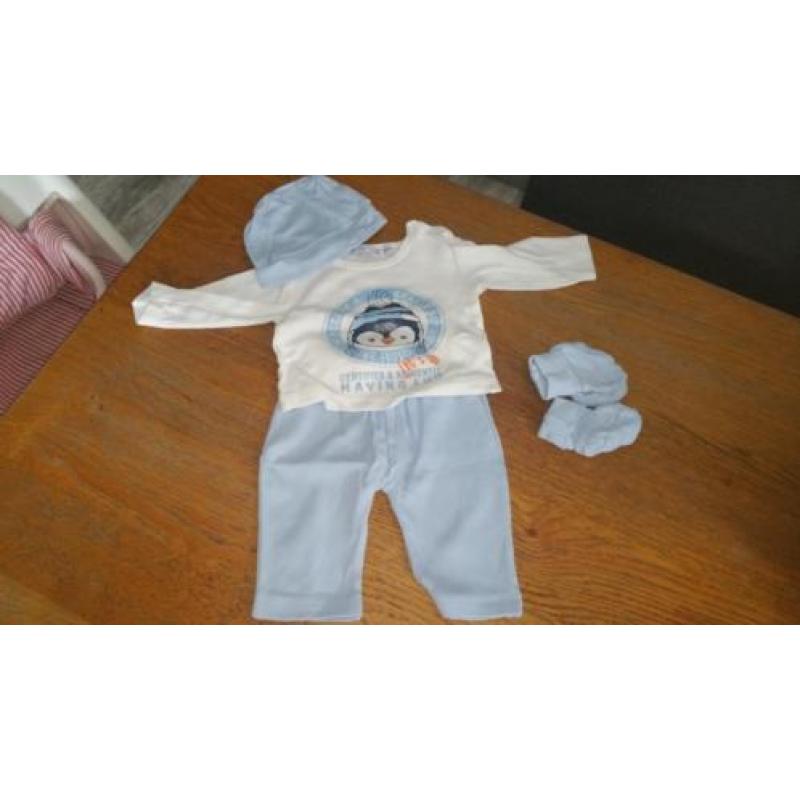 Babykleding maat 50