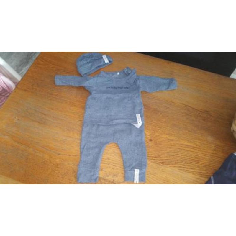 Babykleding maat 50