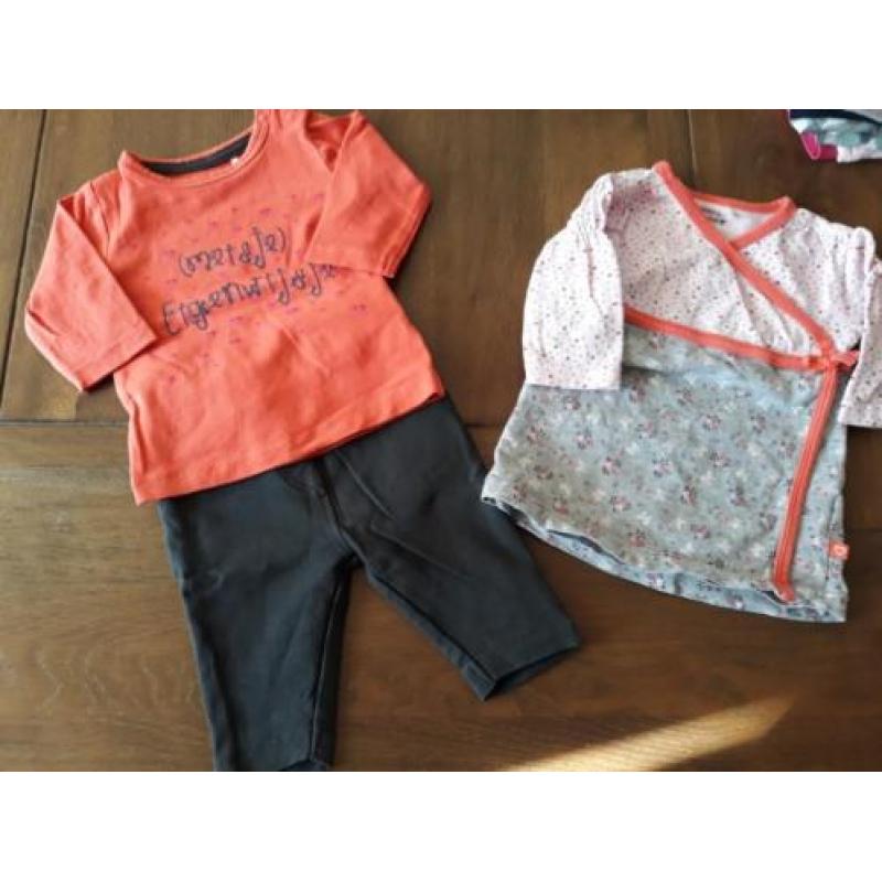 Babykleding meisje maat 50 en 56, noppies, prenatal, hema